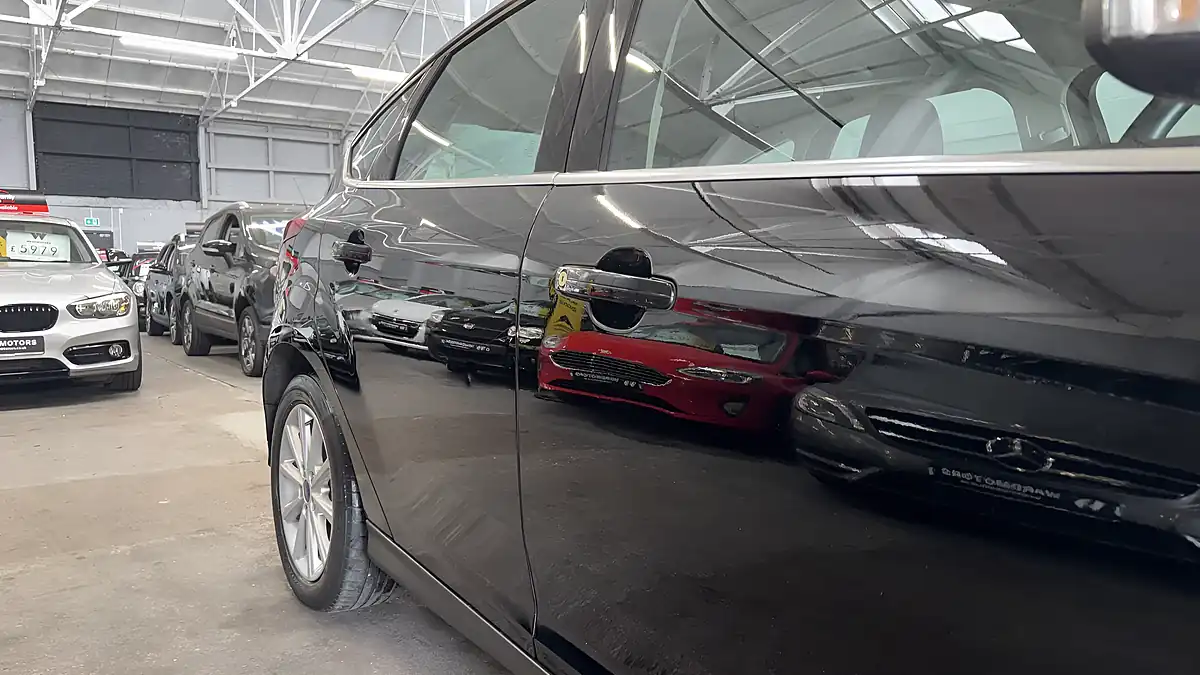 Used 2016 Ford Focus Titanium Black - Interior and Exterior details 16