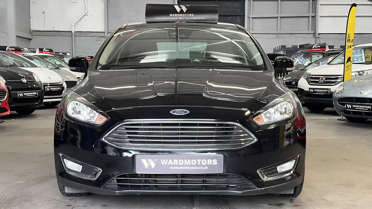 Used 2016 Ford Focus Titanium Black - Interior and Exterior details 3
