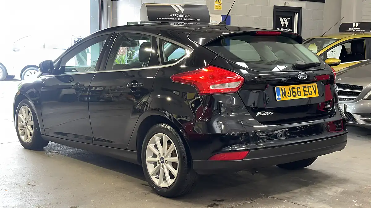 Used 2016 Ford Focus Titanium Black - Interior and Exterior details 7