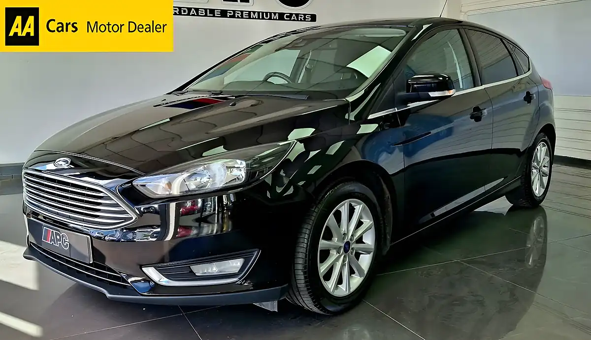 Used 2016 Ford Focus Titanium Black - Front View