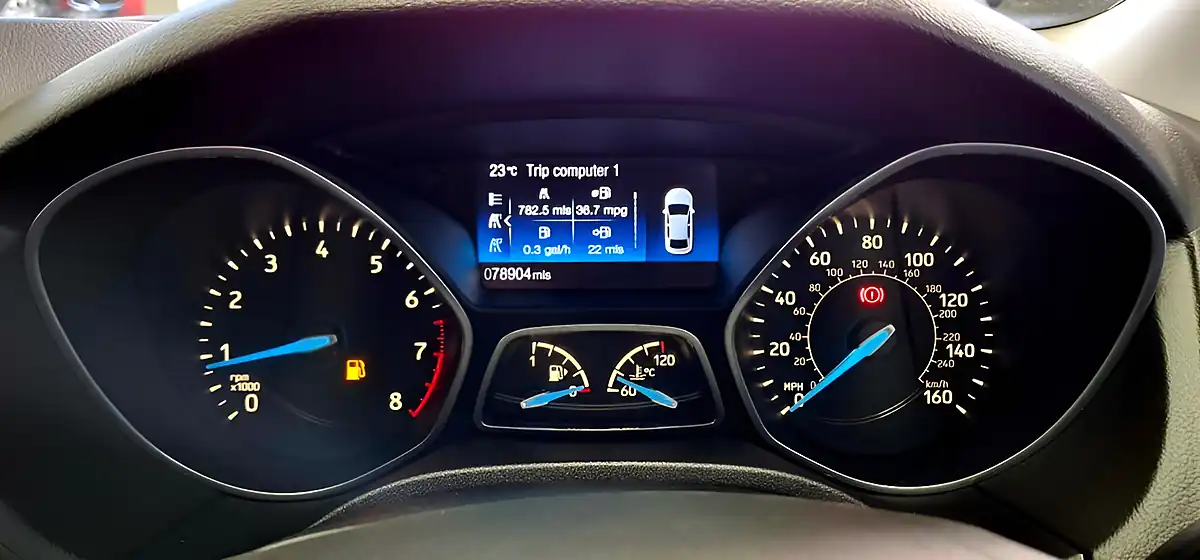 Used 2016 Ford Focus Titanium Black - Interior and Exterior details 14