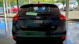 Used 2016 Ford Focus Titanium Black - Interior and Exterior details 5