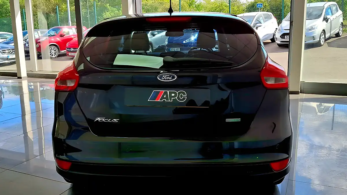 Used 2016 Ford Focus Titanium Black - Interior and Exterior details 5