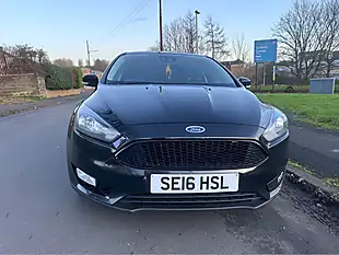 Used 2016 Ford Focus Titanium Black - Interior and Exterior details 3