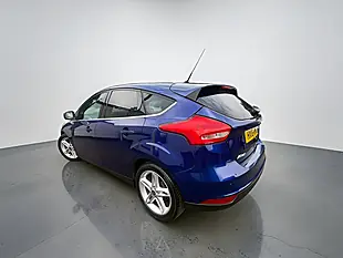 Used 2016 Ford Focus Titanium Blue - Interior and Exterior details 5