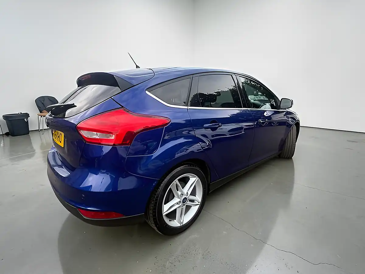 Used 2016 Ford Focus Titanium Blue - Interior and Exterior details 6