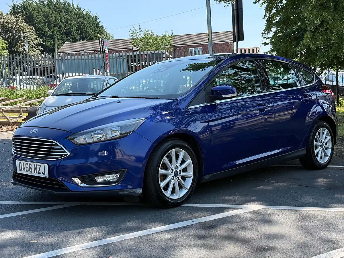 Used 2016 Ford Focus Titanium Blue - Interior and Exterior details 2