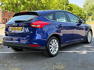 Used 2016 Ford Focus Titanium Blue - Interior and Exterior details 6