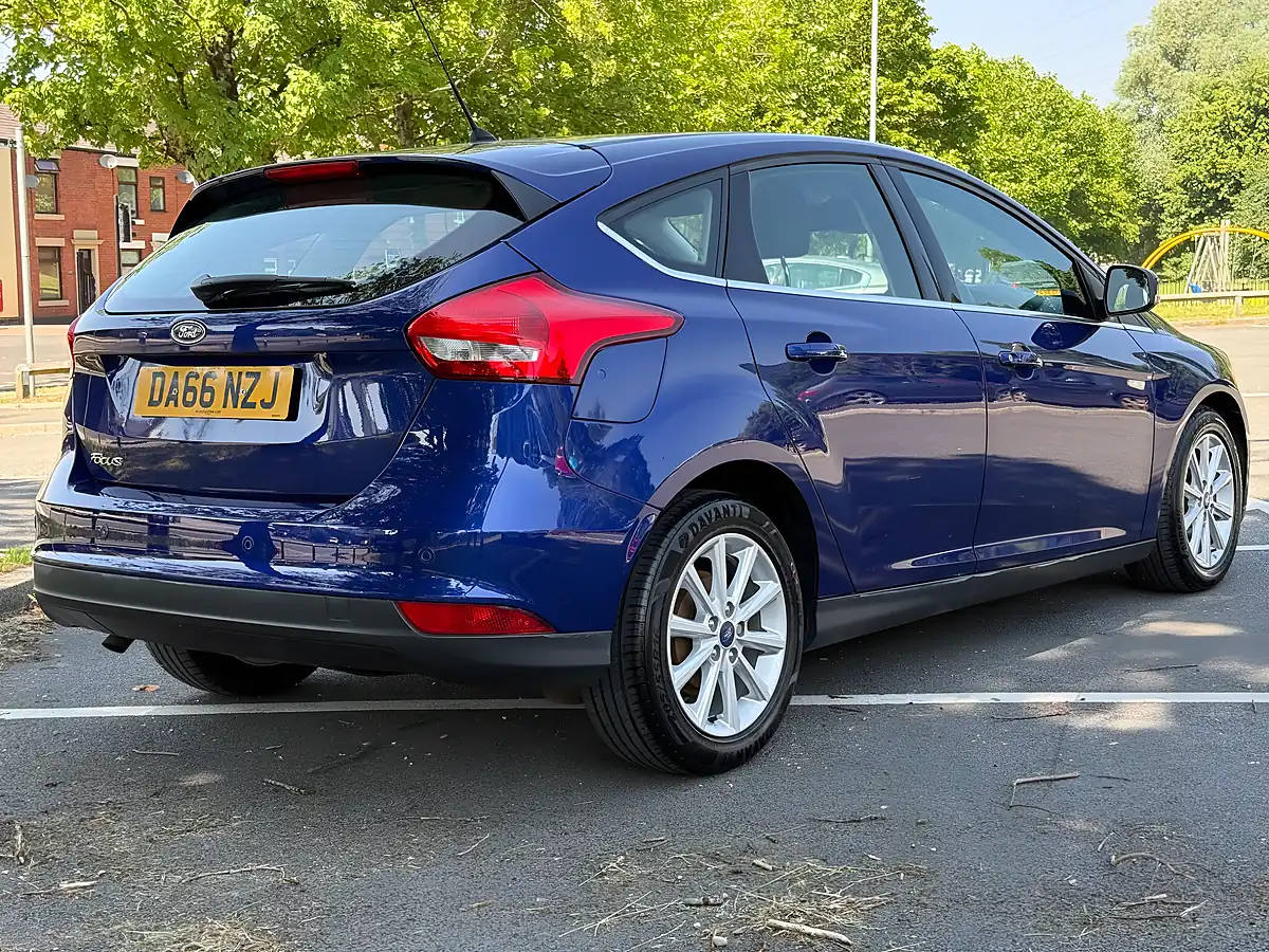 Used 2016 Ford Focus Titanium Blue - Interior and Exterior details 6