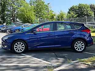 Used 2016 Ford Focus Titanium Blue - Interior and Exterior details 7