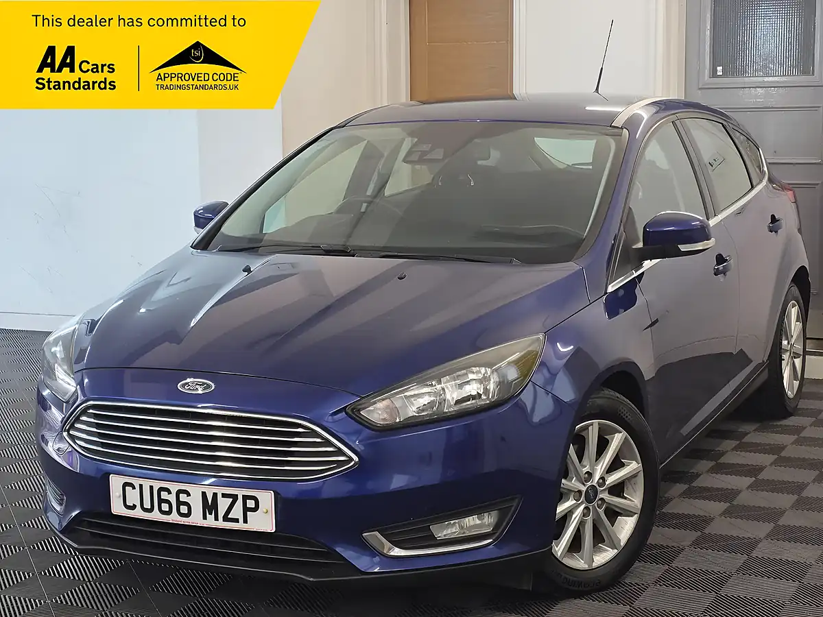 Used 2016 Ford Focus Titanium Blue - Front View