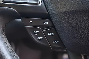 Used 2016 Ford Focus Titanium Blue - Interior and Exterior details 18