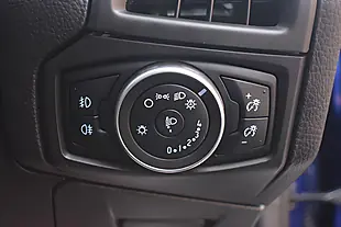 Used 2016 Ford Focus Titanium Blue - Interior and Exterior details 19