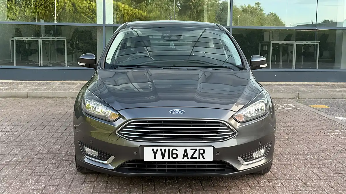 Used 2016 Ford Focus Titanium Grey - Interior and Exterior details 5