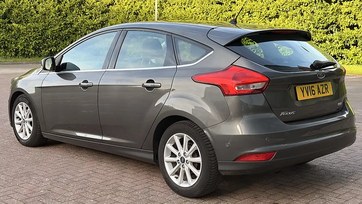Used 2016 Ford Focus Titanium Grey - Interior and Exterior details 8