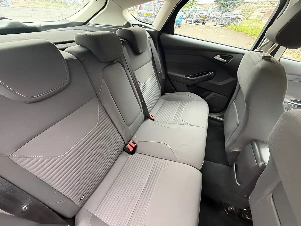 Used 2016 Ford Focus Titanium Grey - Interior and Exterior details 14