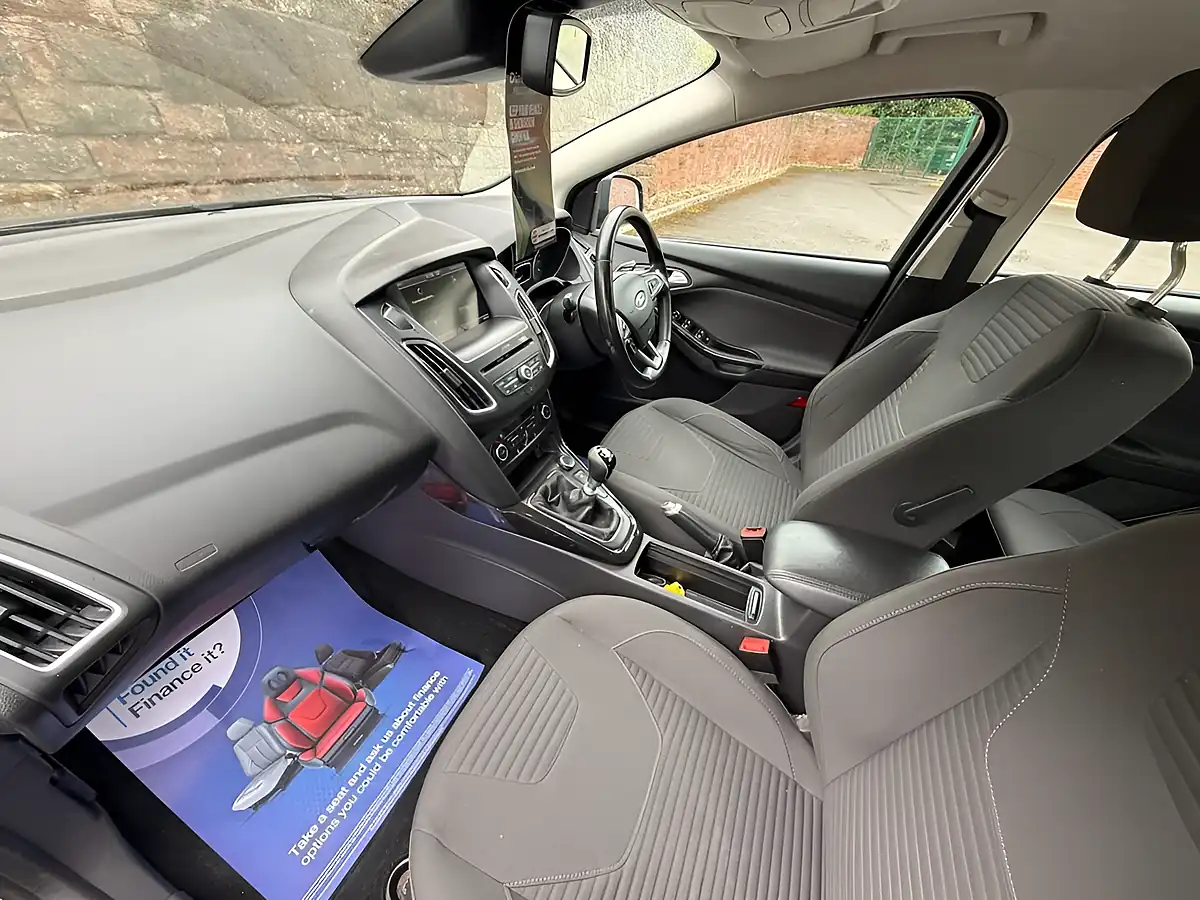 Used 2016 Ford Focus Titanium Grey - Interior and Exterior details 16