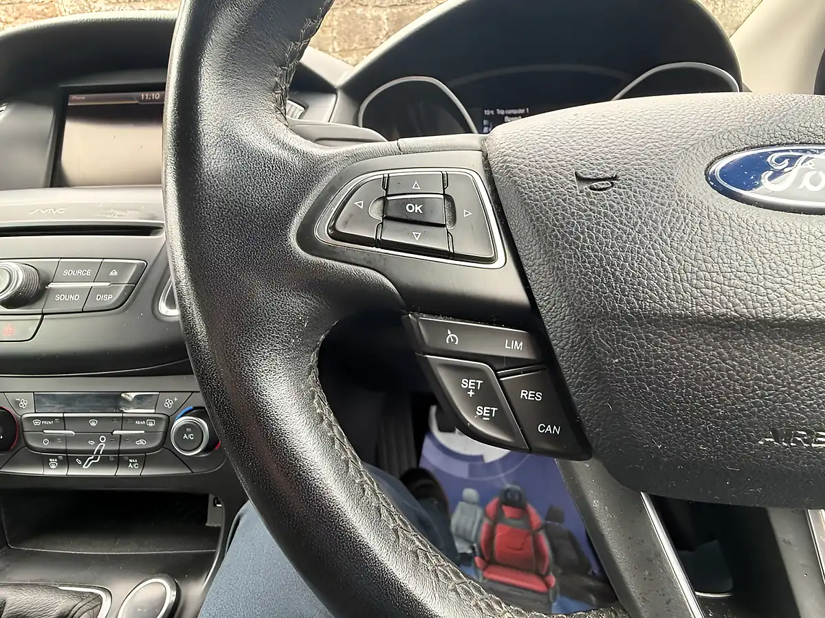 Used 2016 Ford Focus Titanium Grey - Interior and Exterior details 20