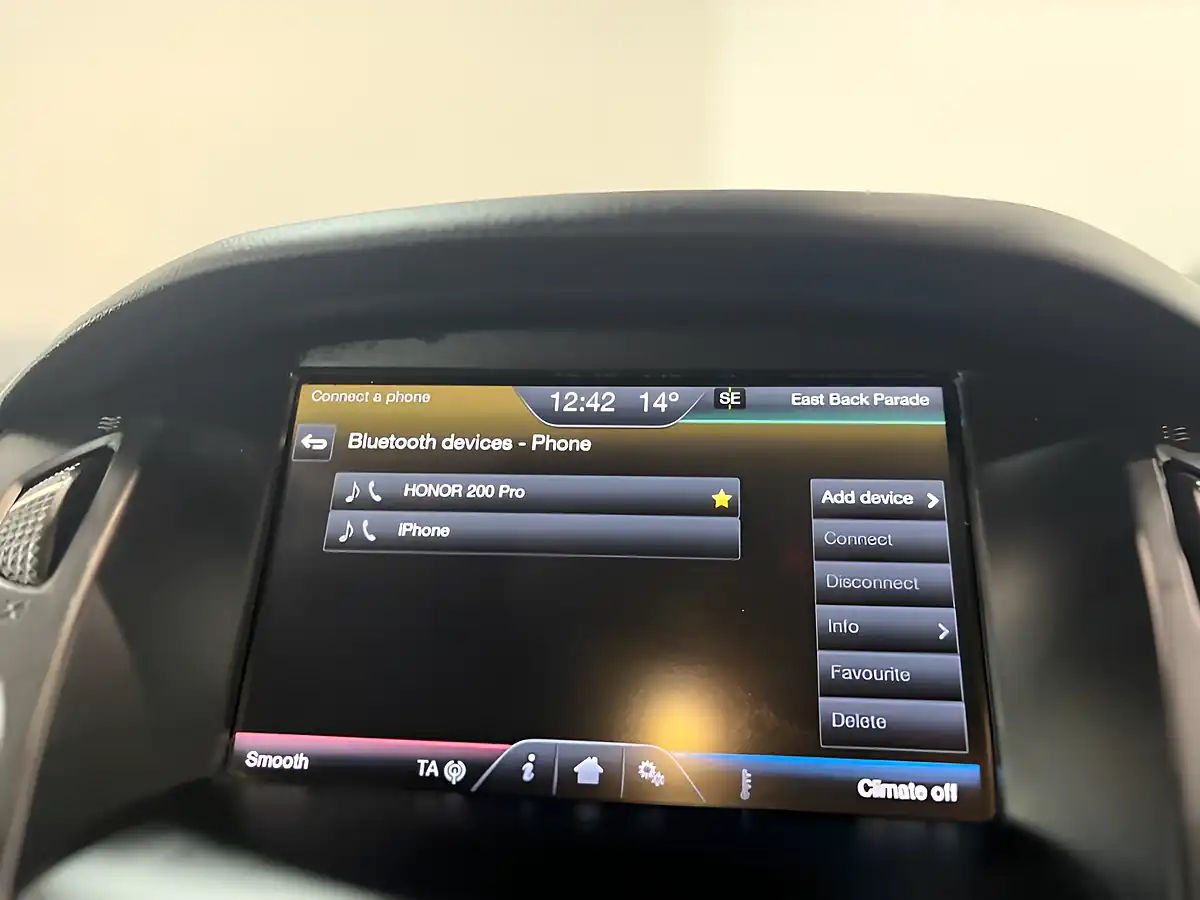 Used 2016 Ford Focus Titanium Grey - Interior and Exterior details 18