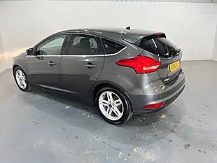Used 2016 Ford Focus Titanium Grey - Interior and Exterior details 6