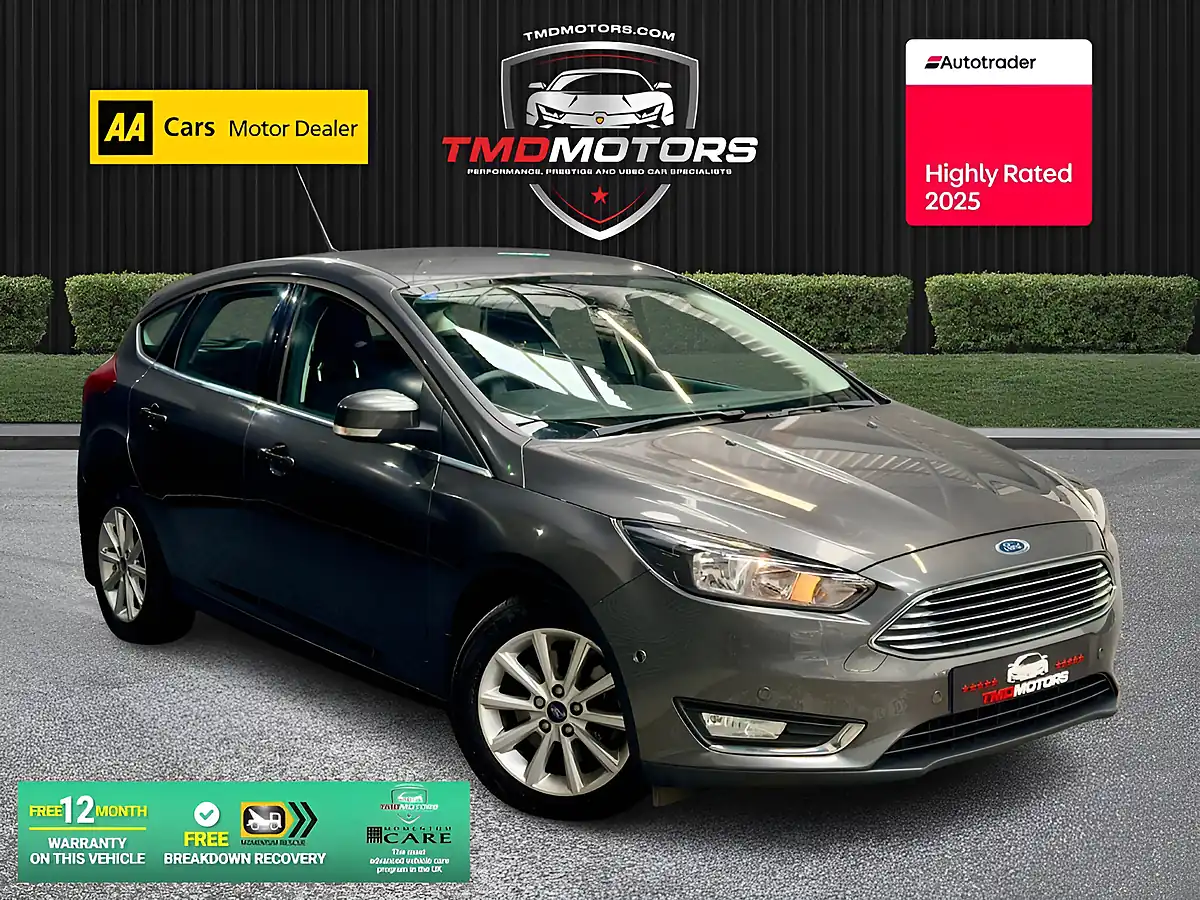 Used 2016 Ford Focus Titanium Grey - Front View