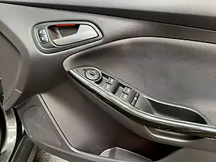 Used 2016 Ford Focus Titanium Grey - Interior and Exterior details 13