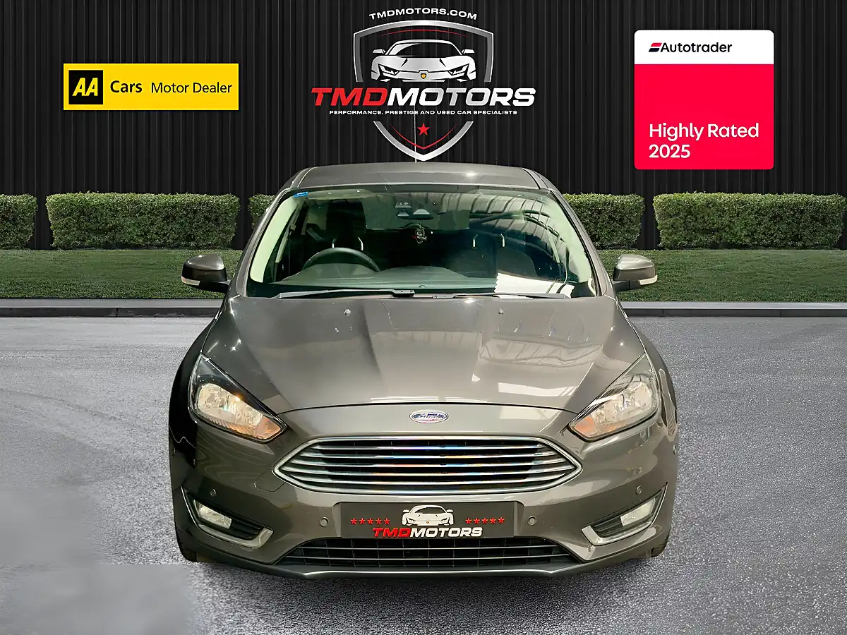 Used 2016 Ford Focus Titanium Grey - Interior and Exterior details 2