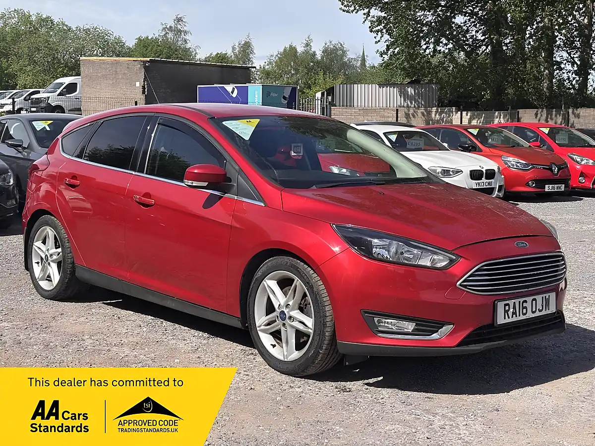 Used 2016 Ford Focus Titanium Red - Front View