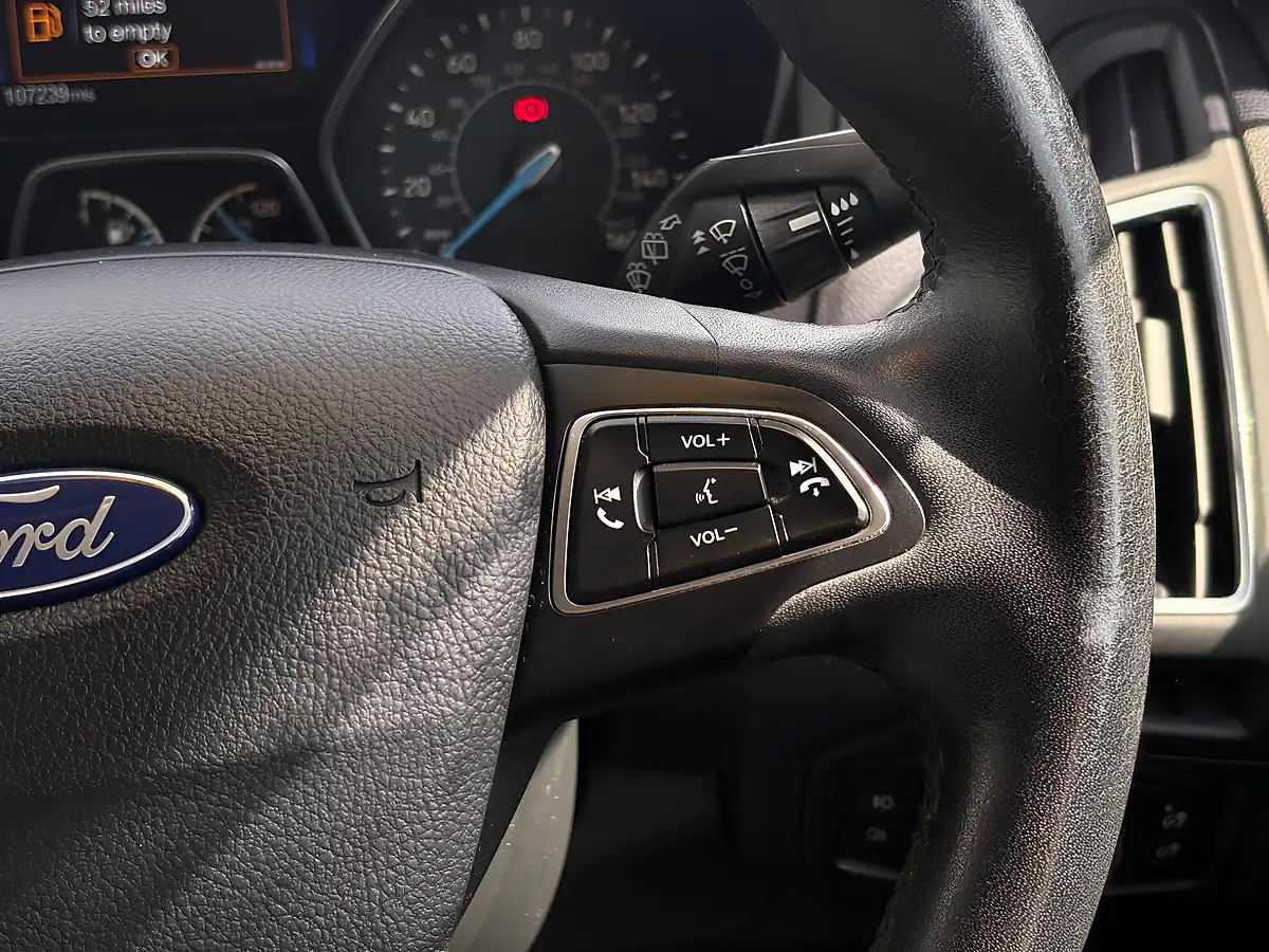 Used 2016 Ford Focus Titanium Red - Interior and Exterior details 16