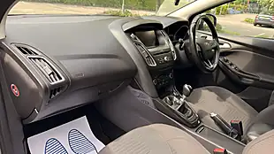 Used 2016 Ford Focus Titanium Silver - Interior and Exterior details 12