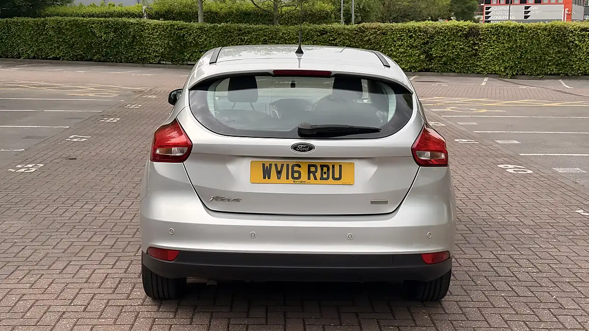 Used 2016 Ford Focus Titanium Silver - Interior and Exterior details 8