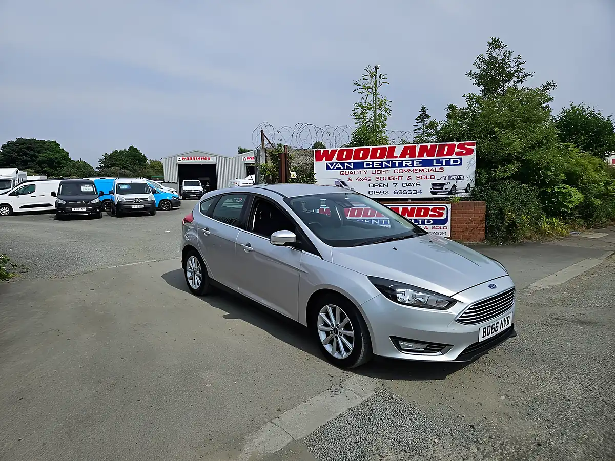 Used 2016 Ford Focus Titanium Silver - Front View