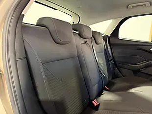 Used 2016 Ford Focus Titanium Silver - Interior and Exterior details 11