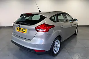 Used 2016 Ford Focus Titanium Silver - Interior and Exterior details 3