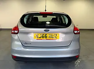 Used 2016 Ford Focus Titanium Silver - Interior and Exterior details 4