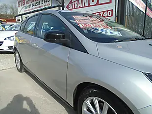 Used 2016 Ford Focus Titanium Silver - Interior and Exterior details 4