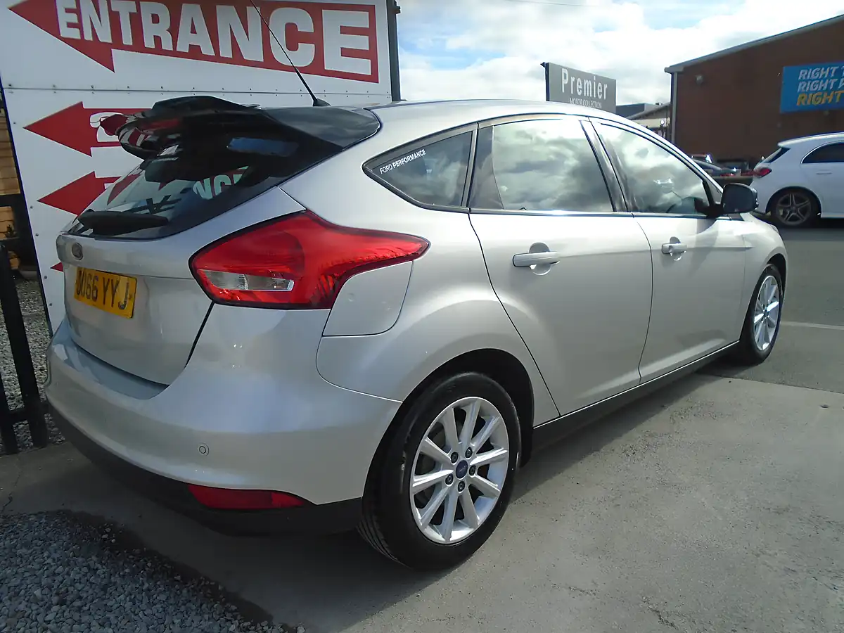 Used 2016 Ford Focus Titanium Silver - Interior and Exterior details 5