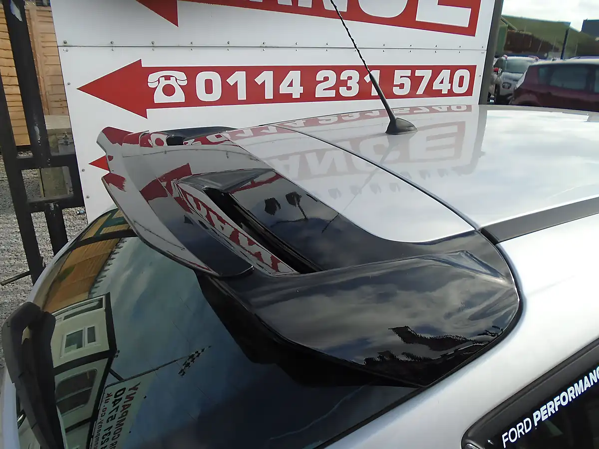 Used 2016 Ford Focus Titanium Silver - Interior and Exterior details 7