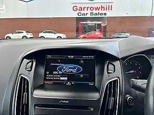 Used 2016 Ford Focus Titanium White - Interior and Exterior details 13