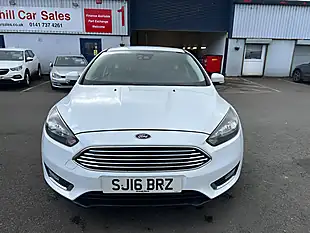 Used 2016 Ford Focus Titanium White - Interior and Exterior details 8