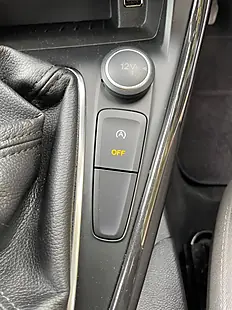 Used 2016 Ford Focus Titanium White - Interior and Exterior details 16