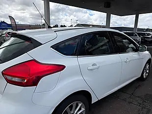 Used 2016 Ford Focus Titanium White - Interior and Exterior details 11