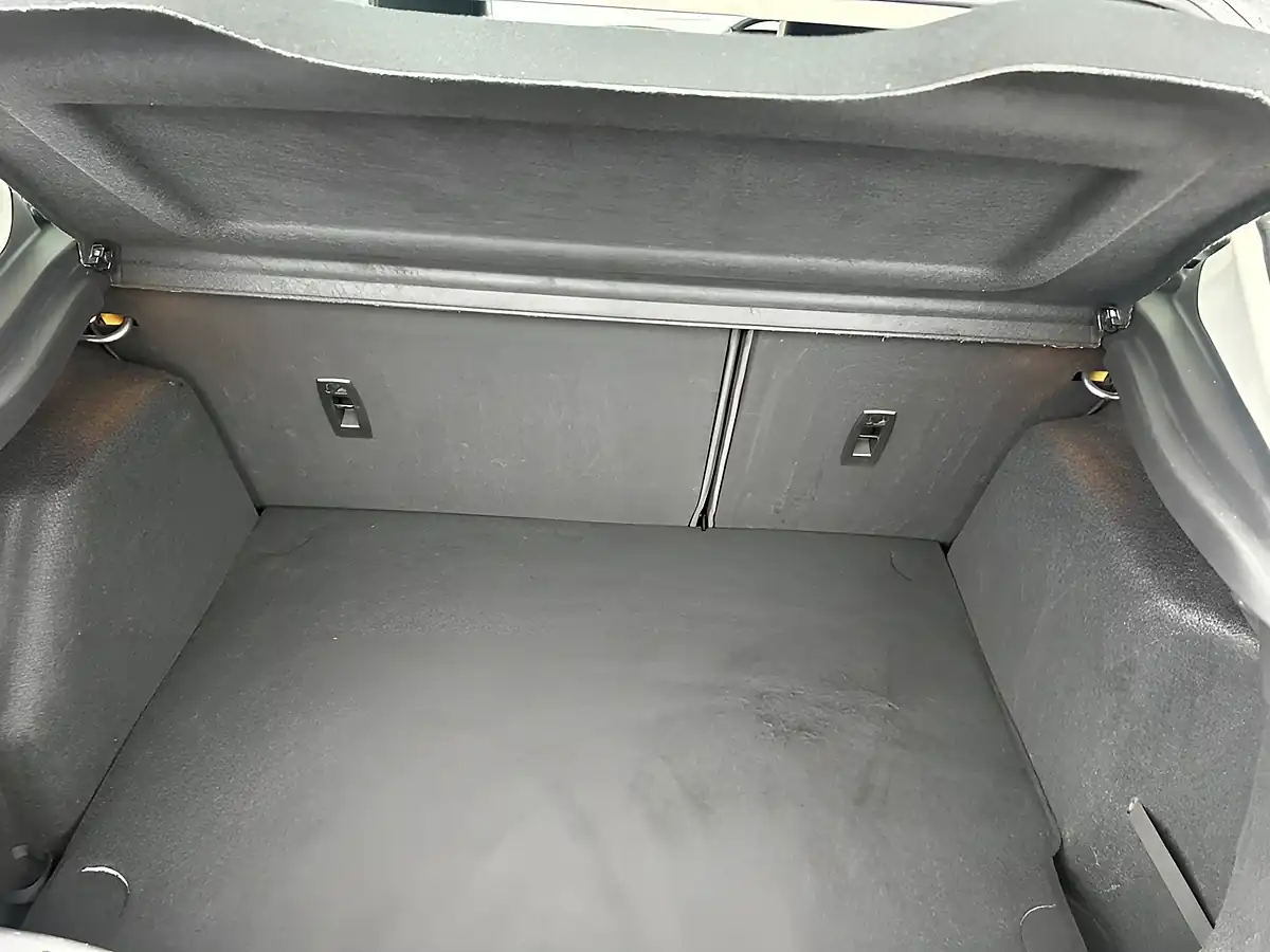 Used 2016 Ford Focus Titanium X Grey - Interior and Exterior details 12