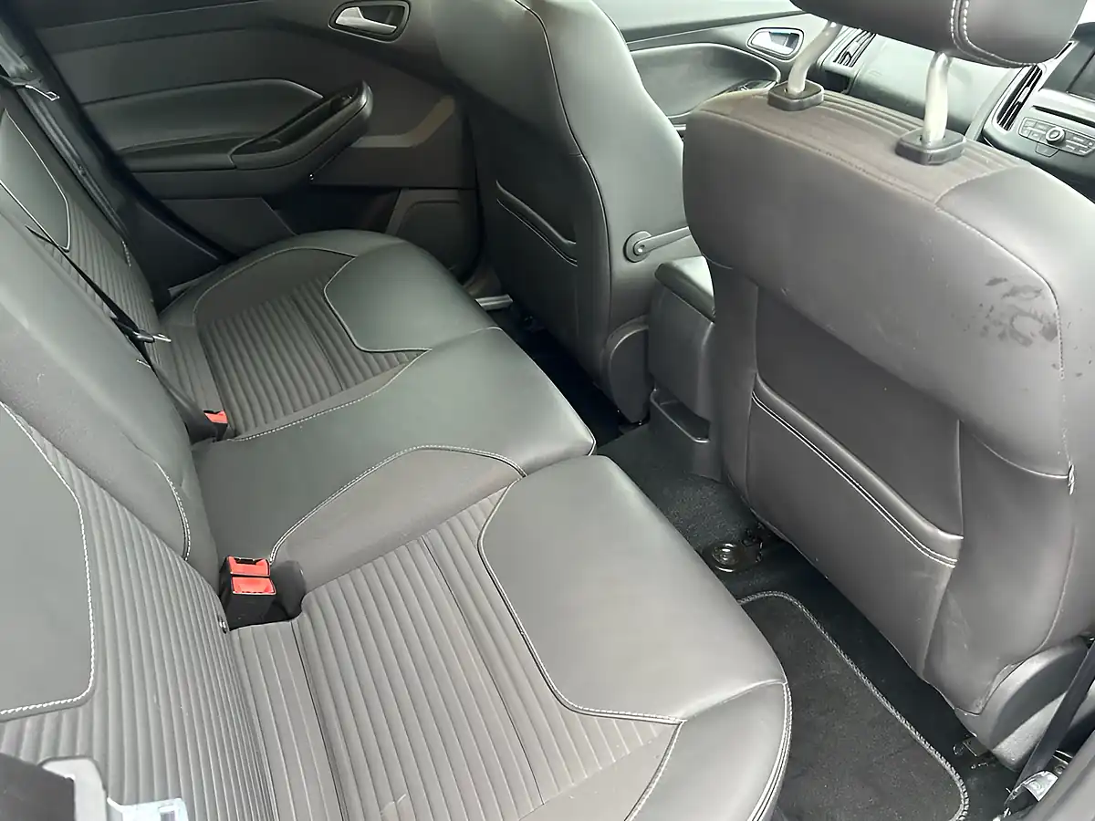 Used 2016 Ford Focus Titanium X Grey - Interior and Exterior details 9