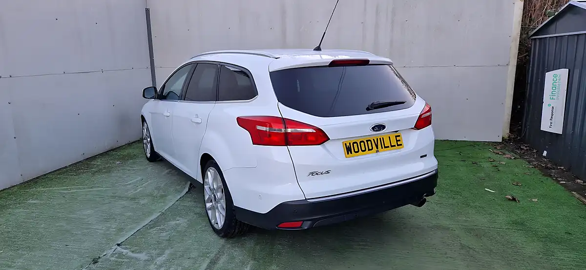 Used 2016 Ford Focus Titanium X White - Interior and Exterior details 10