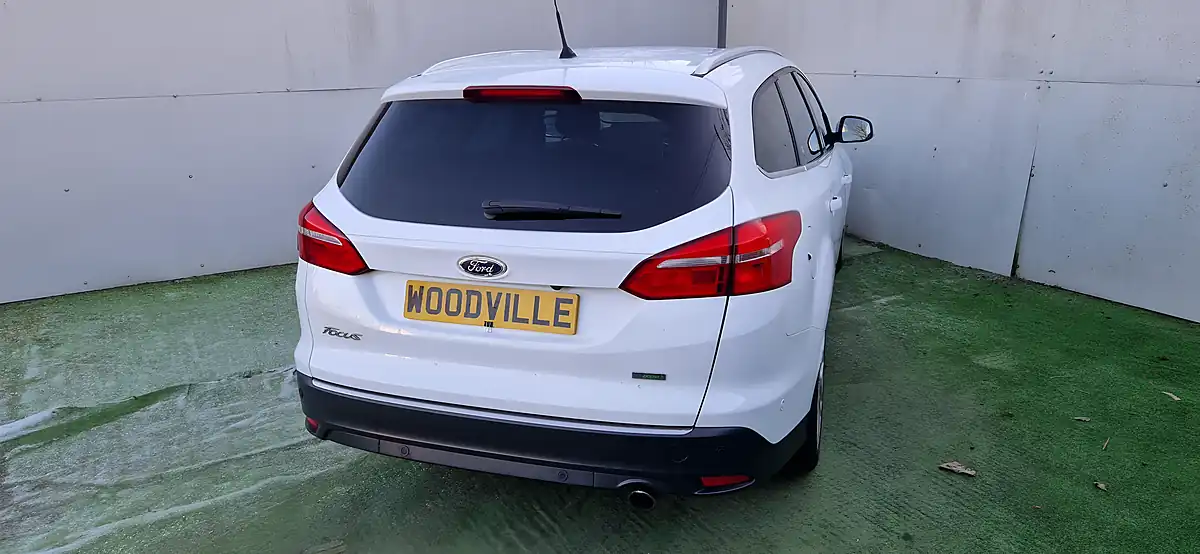 Used 2016 Ford Focus Titanium X White - Interior and Exterior details 8