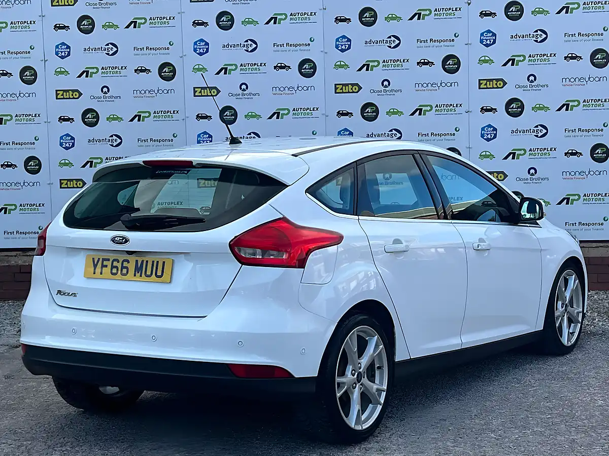 Used 2016 Ford Focus Titanium X White - Interior and Exterior details 10