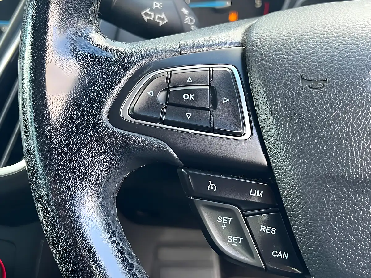 Used 2016 Ford Focus Titanium X White - Interior and Exterior details 14