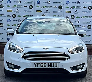 Used 2016 Ford Focus Titanium X White - Interior and Exterior details 4