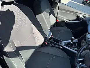 Used 2016 Ford Focus Zetec Black - Interior and Exterior details 18